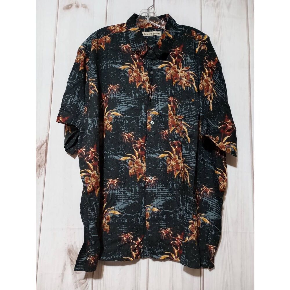 Munsingwear‎ Mens XXL Tropical Floral Rayon Button Down Shirt Black Brown Orchid